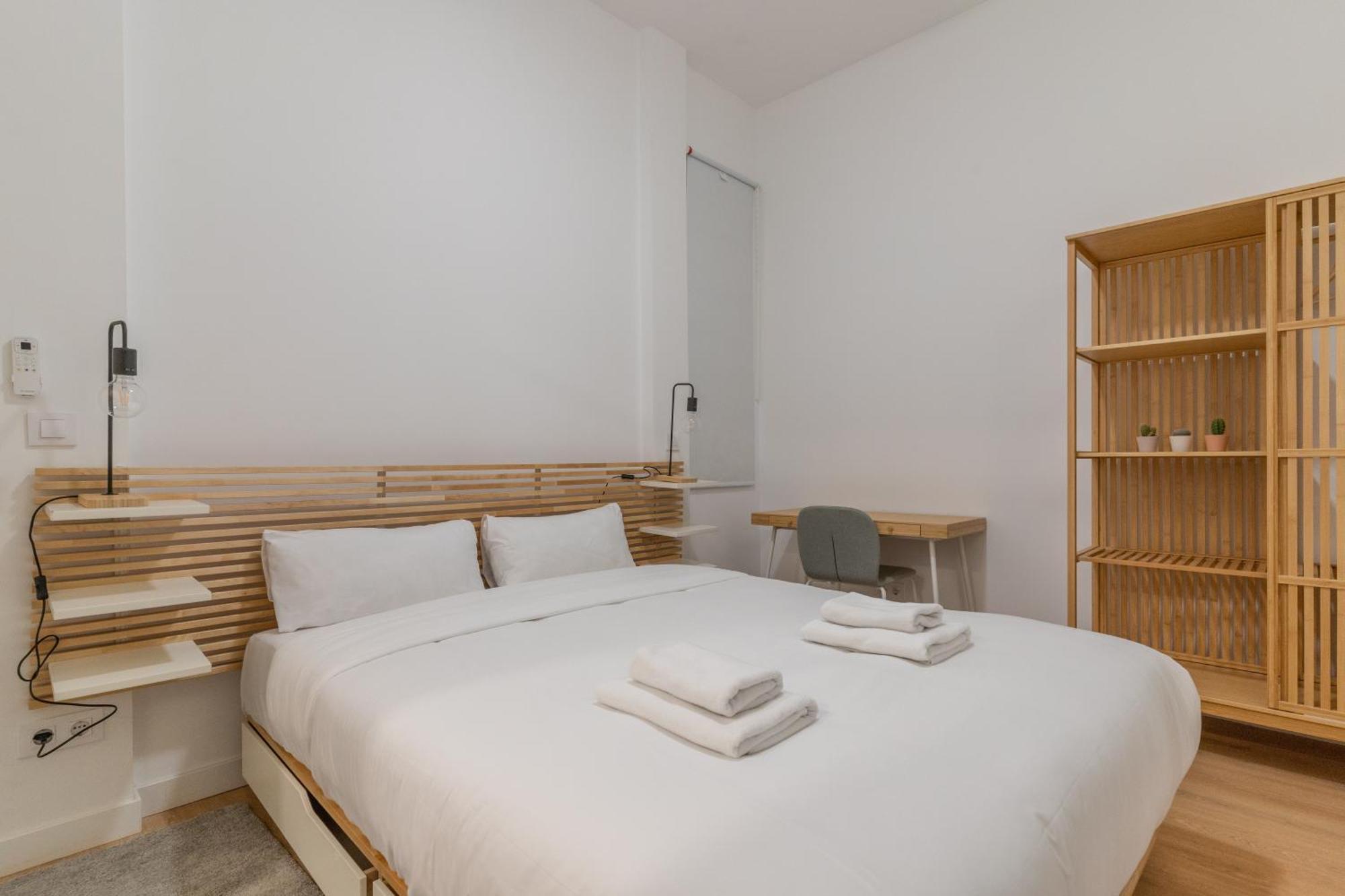 Modern Duplex-2Bedrooms 3Baths-Palacio Madrid Extérieur photo