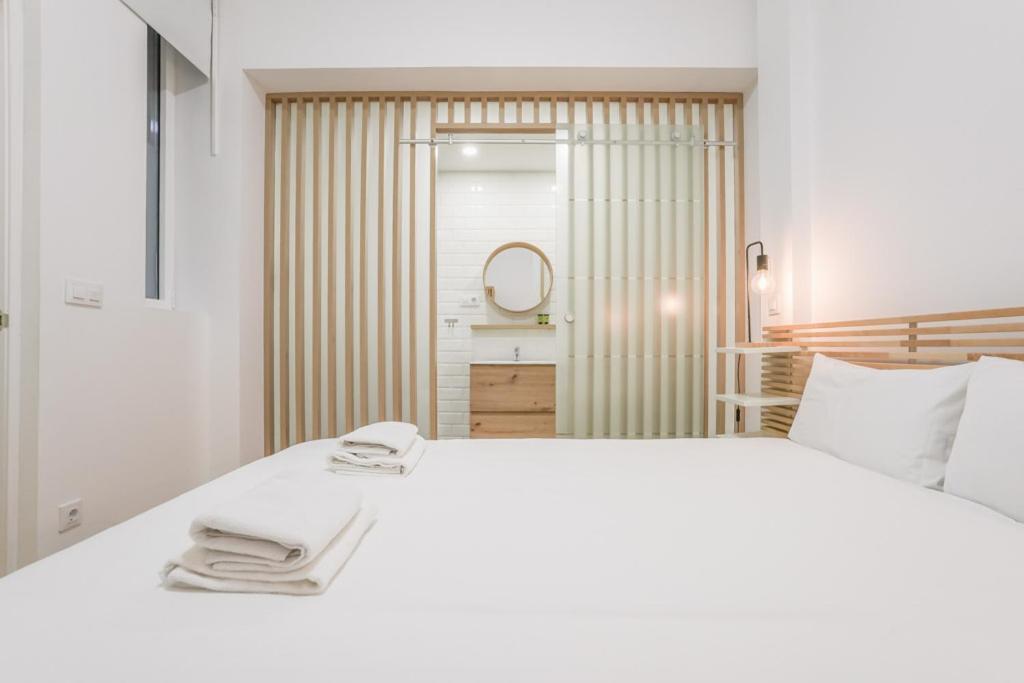 Modern Duplex-2Bedrooms 3Baths-Palacio Madrid Extérieur photo