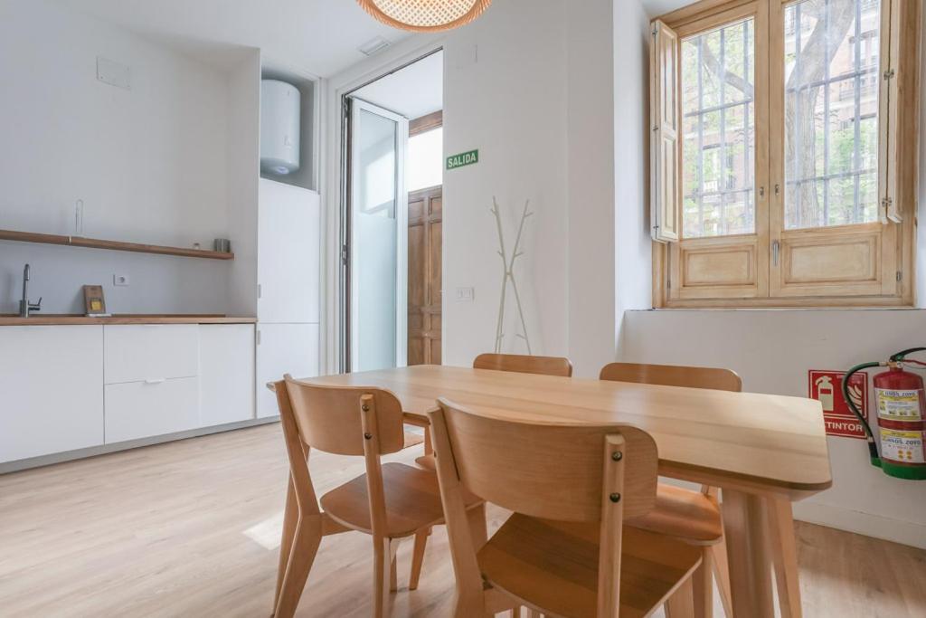 Modern Duplex-2Bedrooms 3Baths-Palacio Madrid Extérieur photo